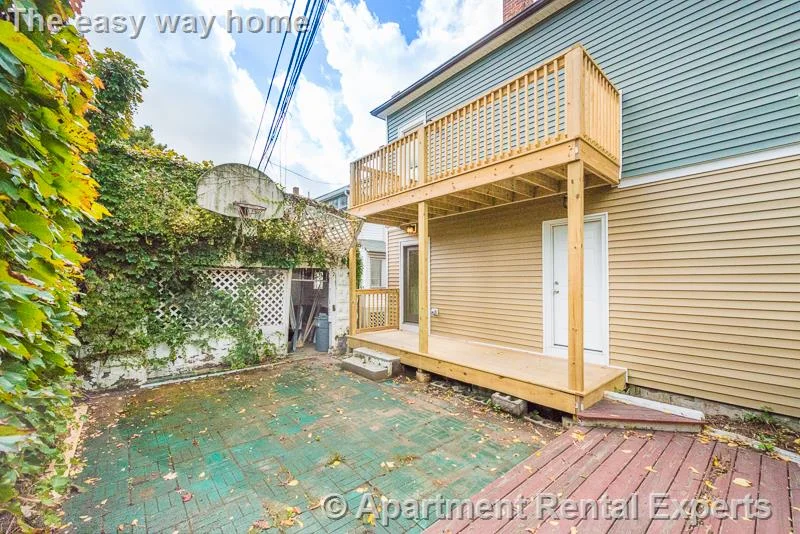299-301 Alewife Brook Pkwy, Tufts
