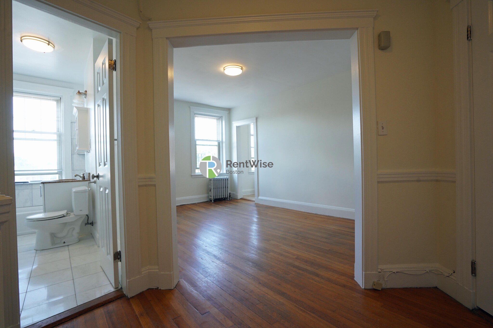 1848 Commonwealth Ave, Brighton