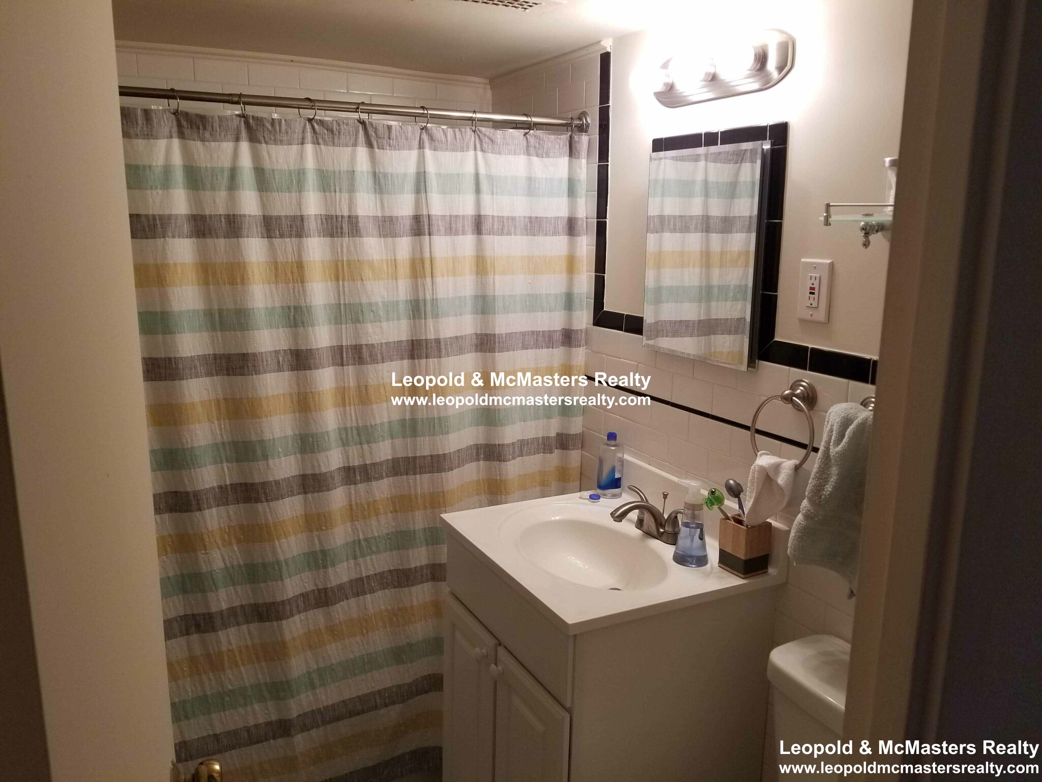 3 bed, 1 bath apartment for rent at 101 Monmouth St Unit 802, Longwood — photo 10 of 10