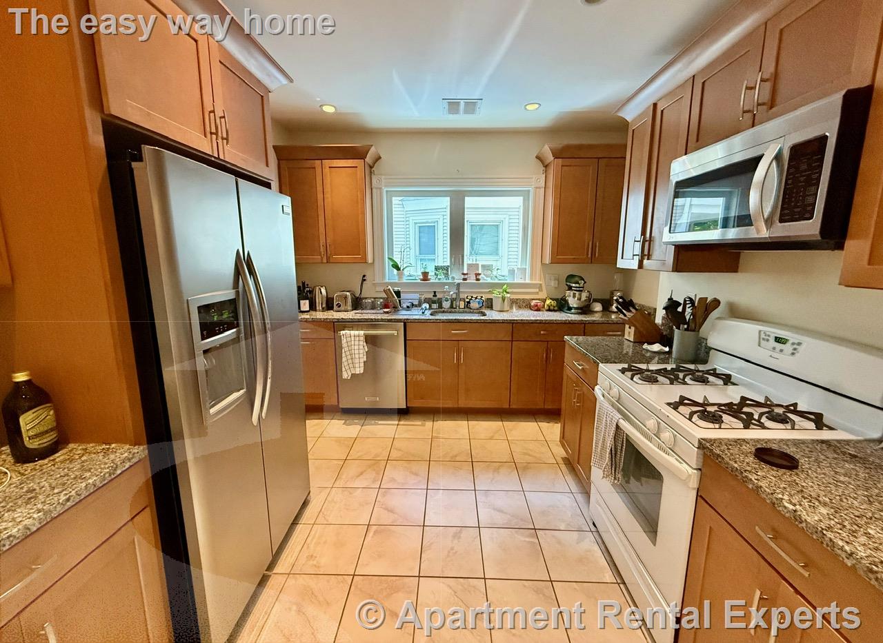 33 Pearson Ave, Davis Square