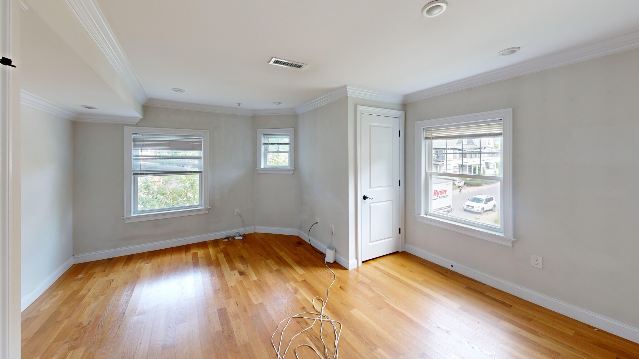 62 Gordon St, Allston