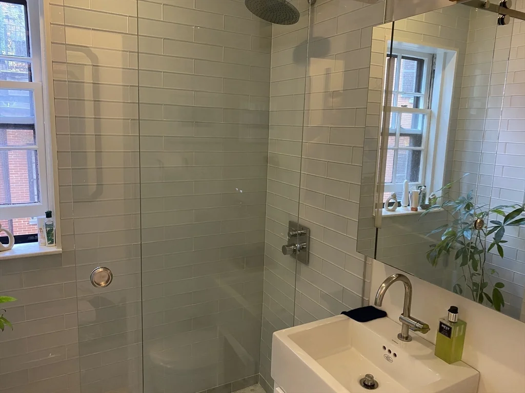 88 Mount Vernon, Beacon Hill