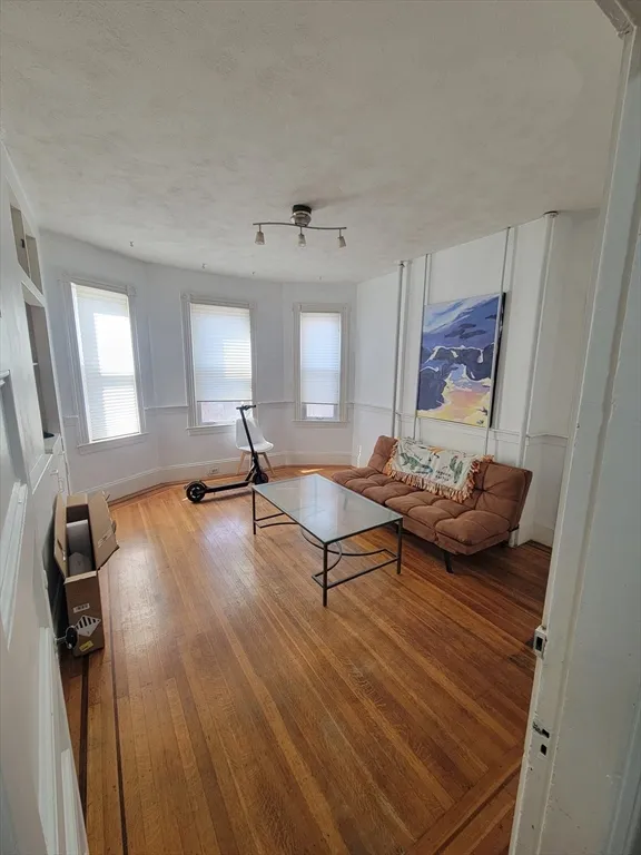 58 Aspinwall Ave, Coolidge Corner