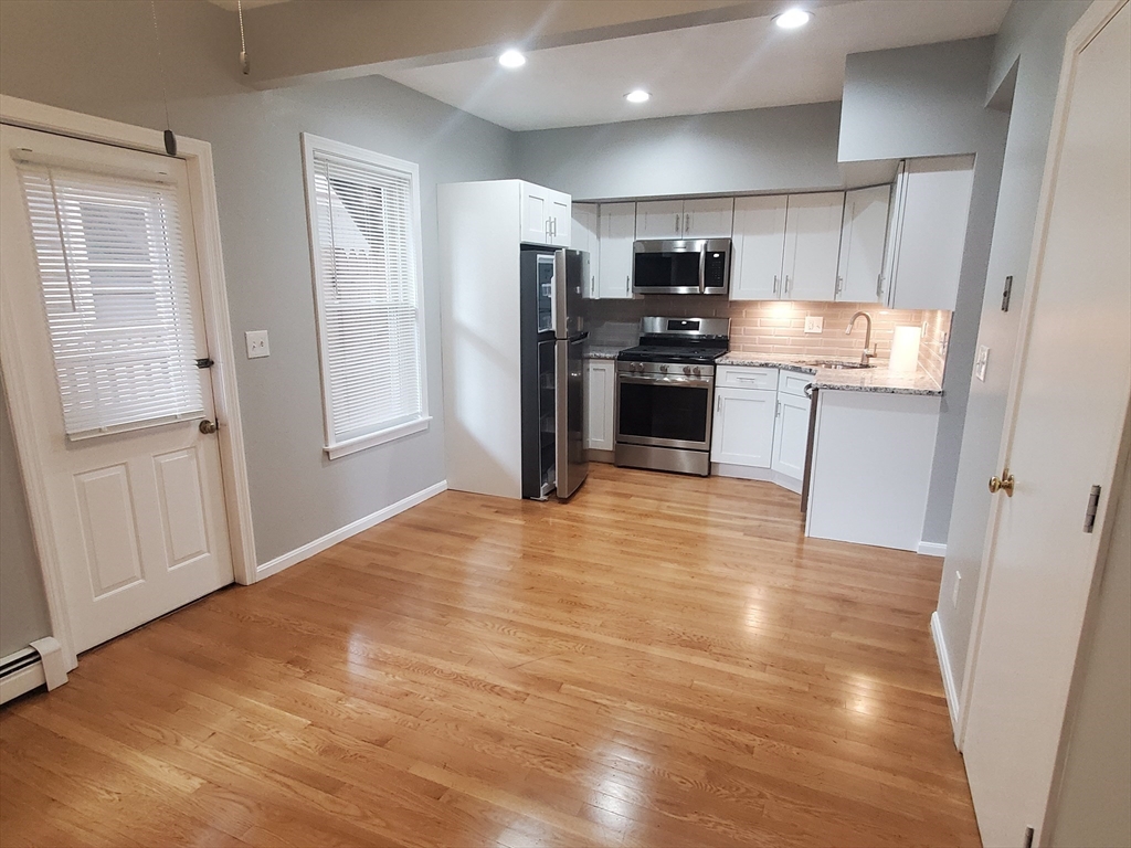 927 Dorchester Ave, Dorchester