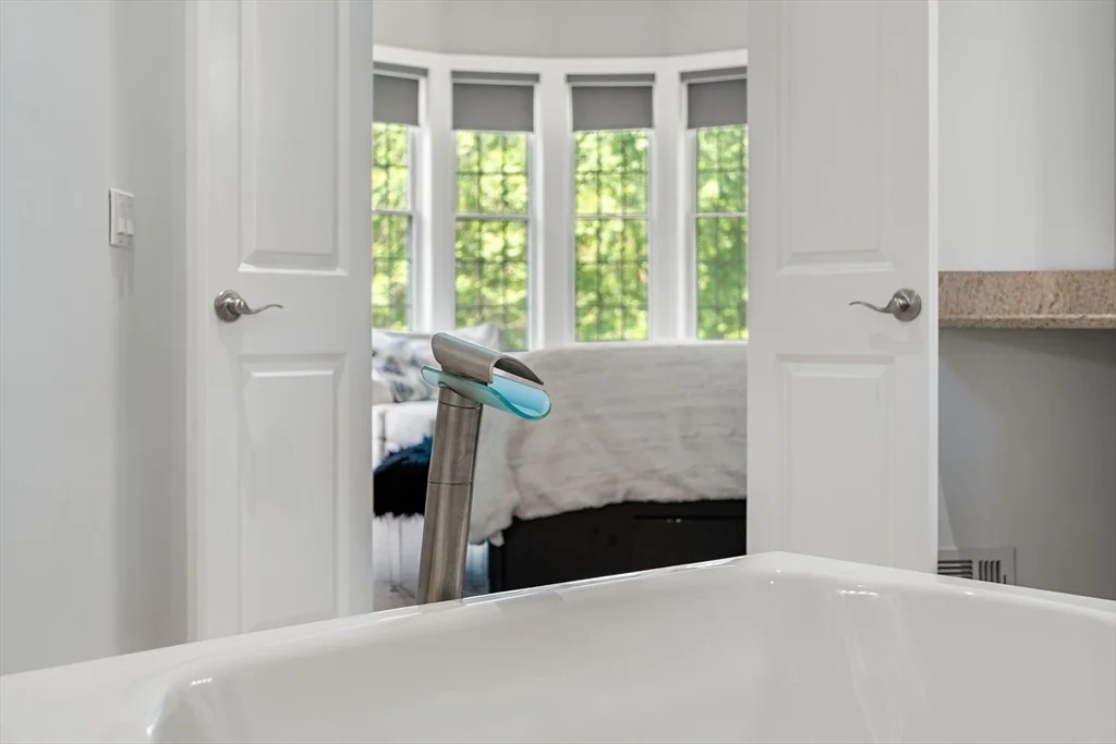 31 Cedar St, North Reading