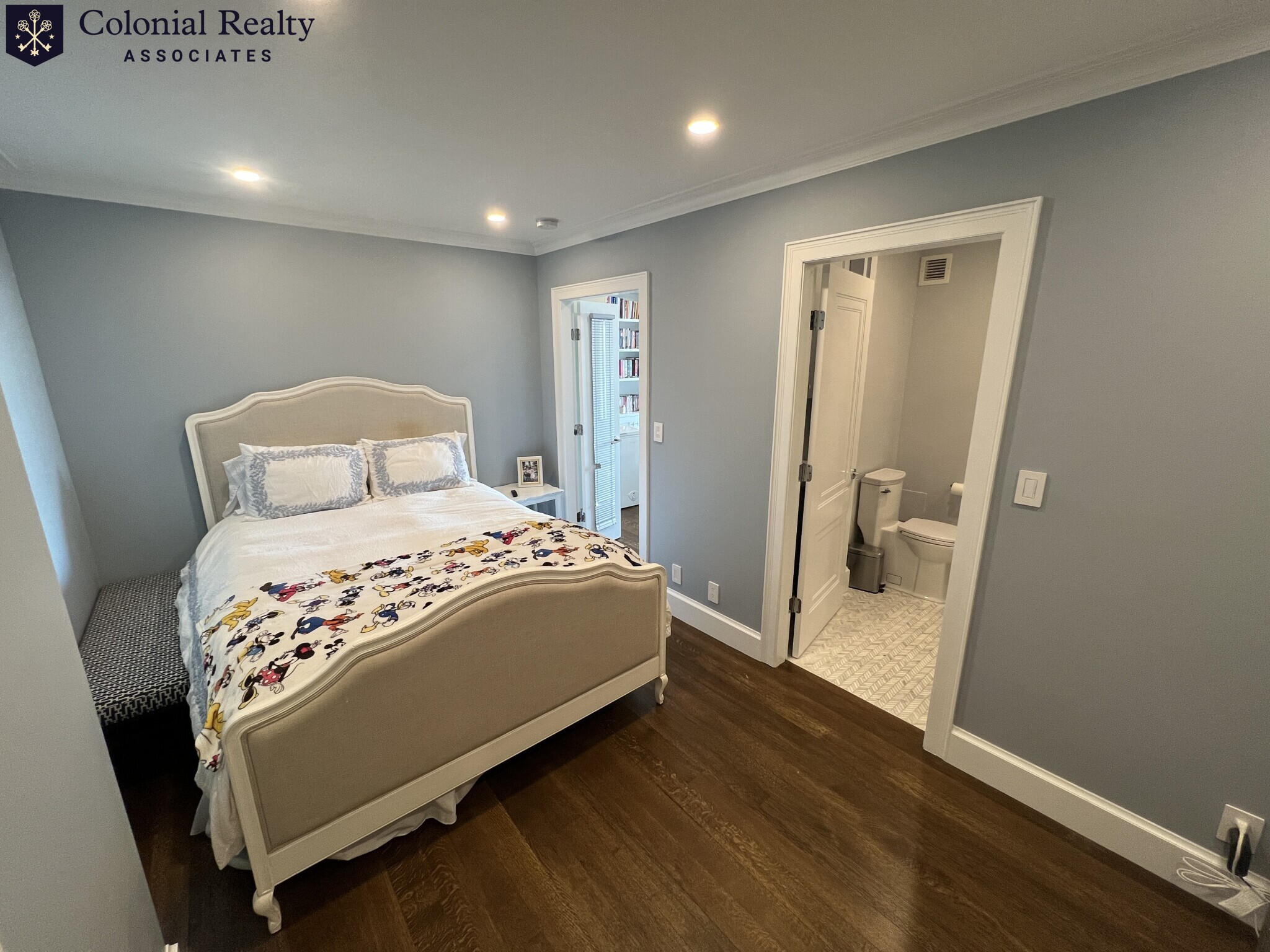 83 East India Row, Waterfront