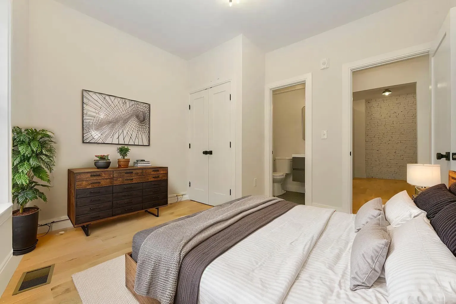 200 Maverick St, East Boston