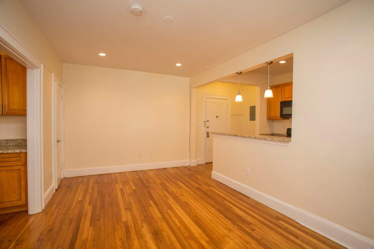 136 Highland Ave, Winter Hill