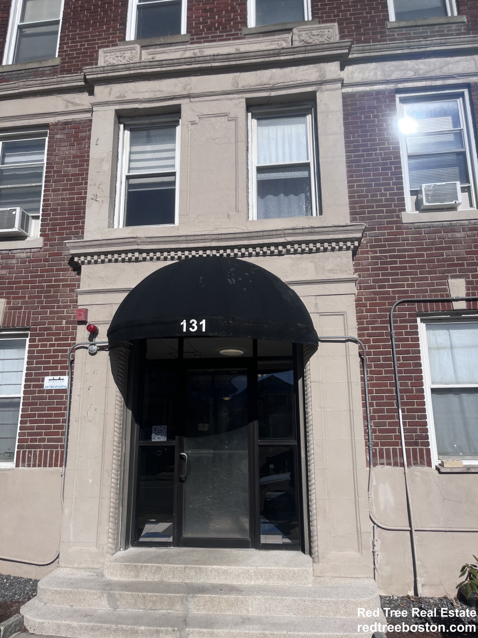 131 Washington St, Brighton