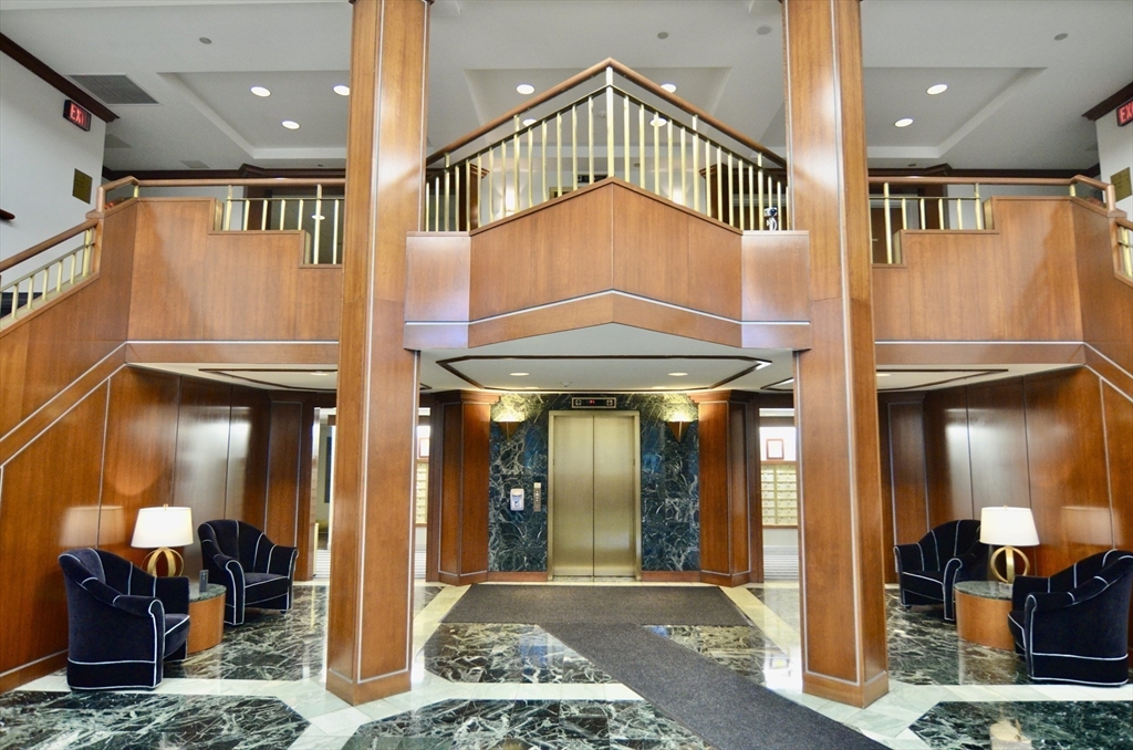 1001 Marina Dr, Marina Bay