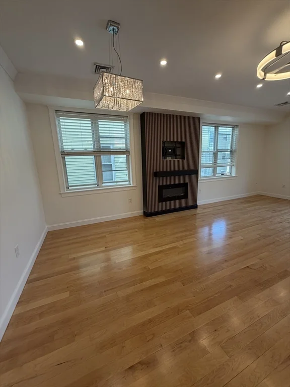 8-10 Howell St, Dorchester