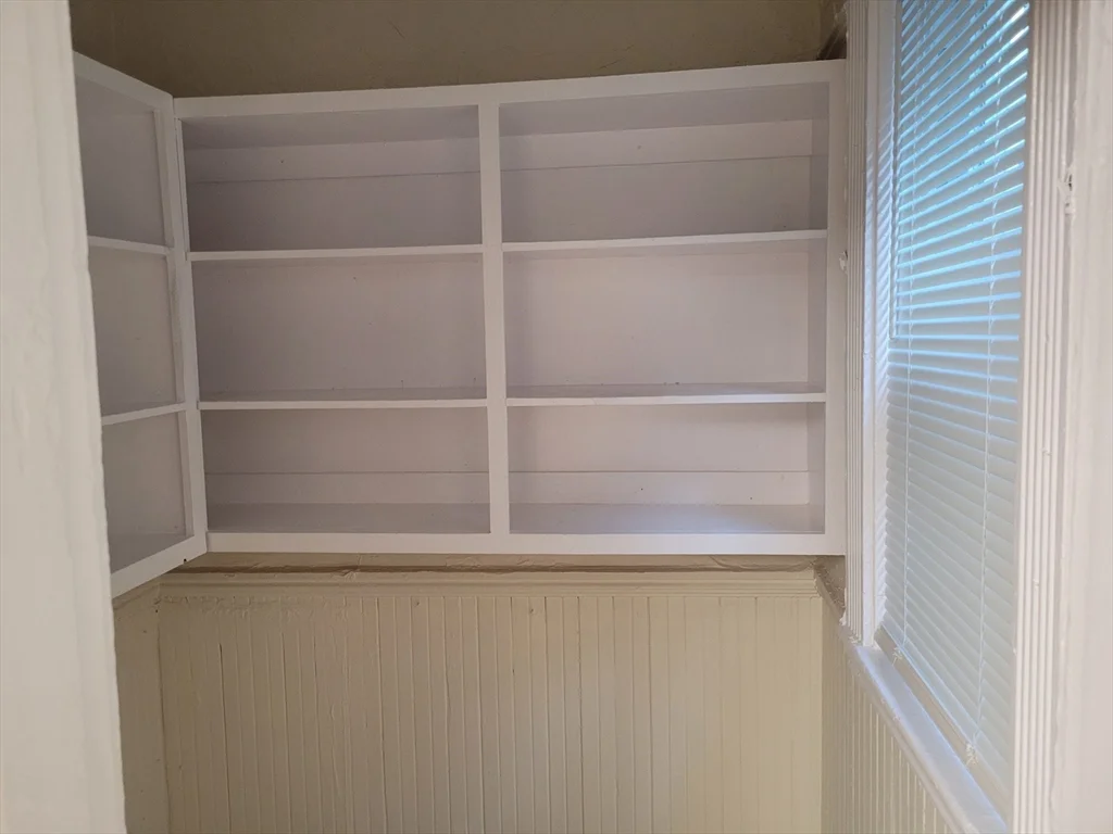 72 Sumner St, Revere