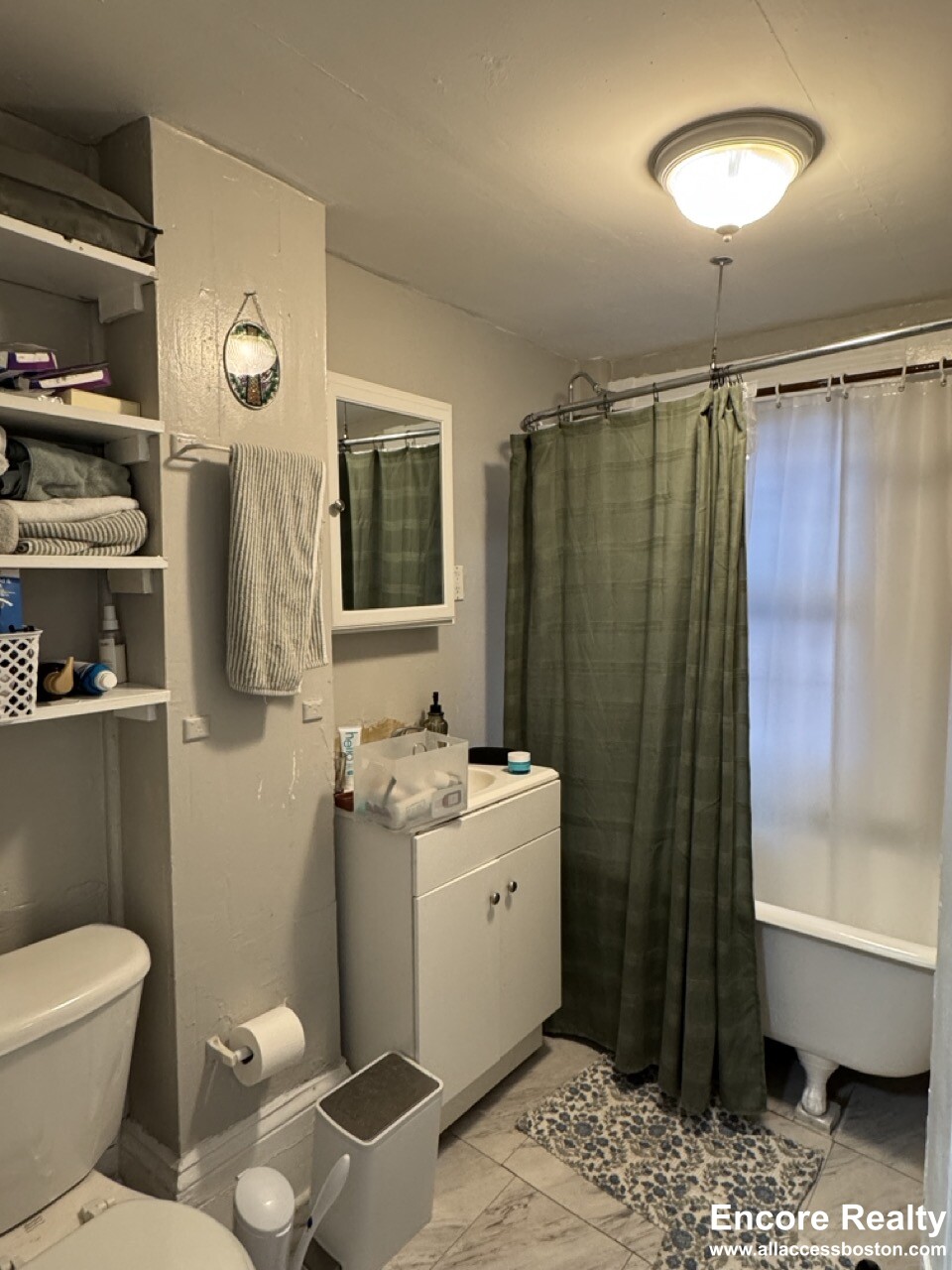 2 Champney Pl, Beacon Hill