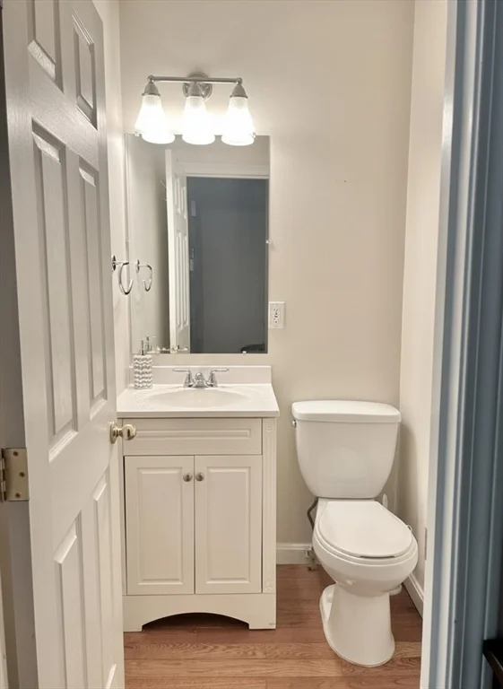 11 Carpenter Ave, Attleboro