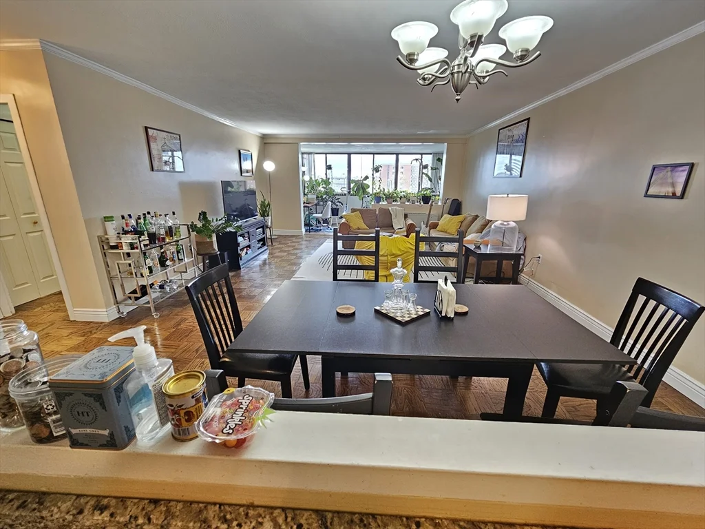 8 Whittier Pl, West End