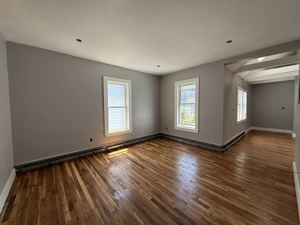 14 Atherton St, Jamaica Plain