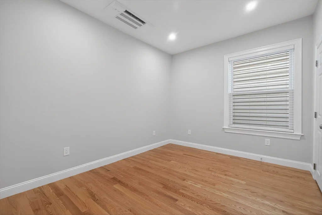 650 Dorchester Ave, South Boston