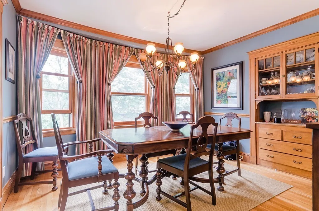 26 South Gate Park, West Newton