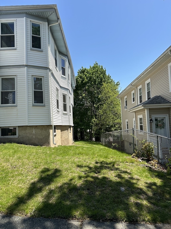 270-272 Holbrook Rd, Quincy