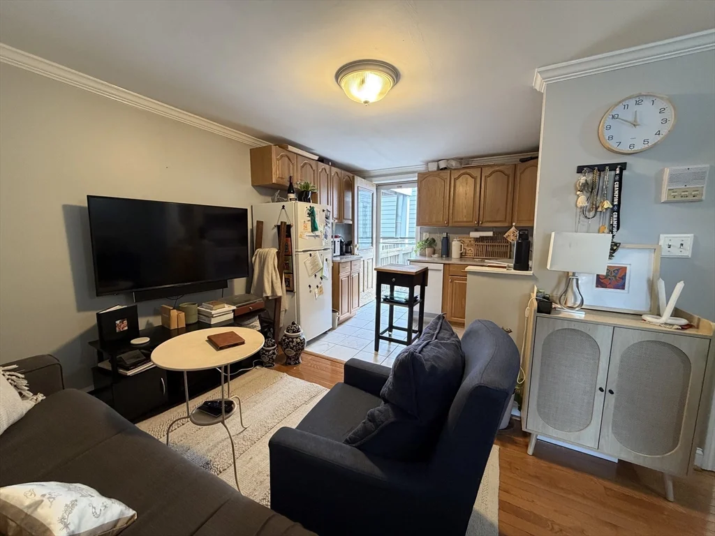 122 D St, South Boston