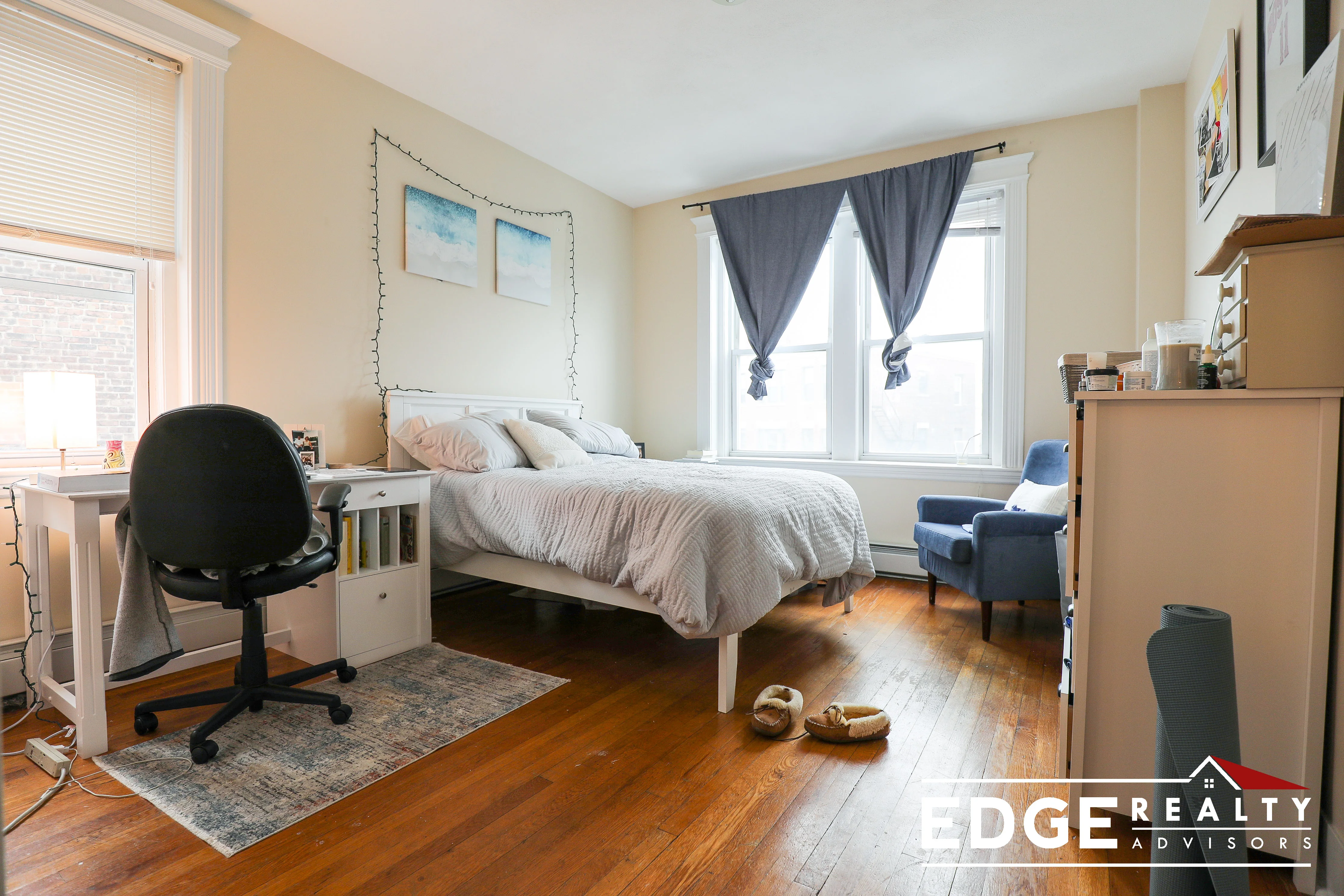 38 Park Vale Ave, Allston