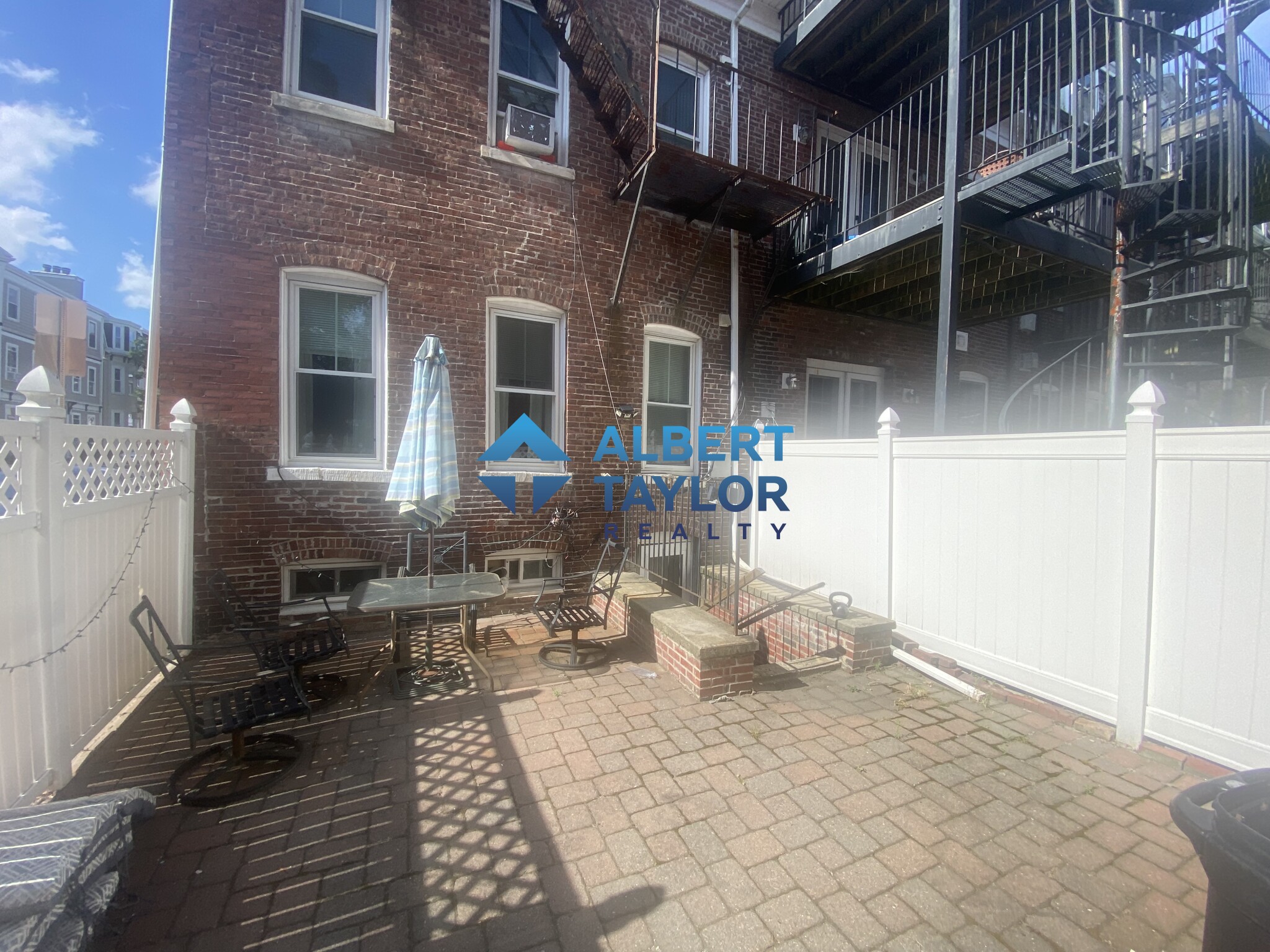 675 East 7th St, South Boston