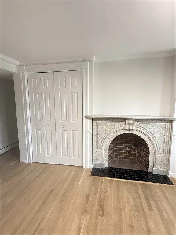 313 Essex St, Salem