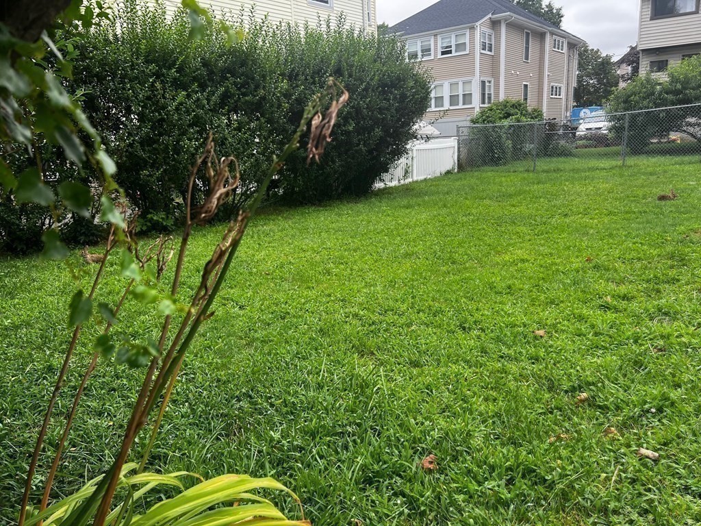 9 Loring St, Belmont