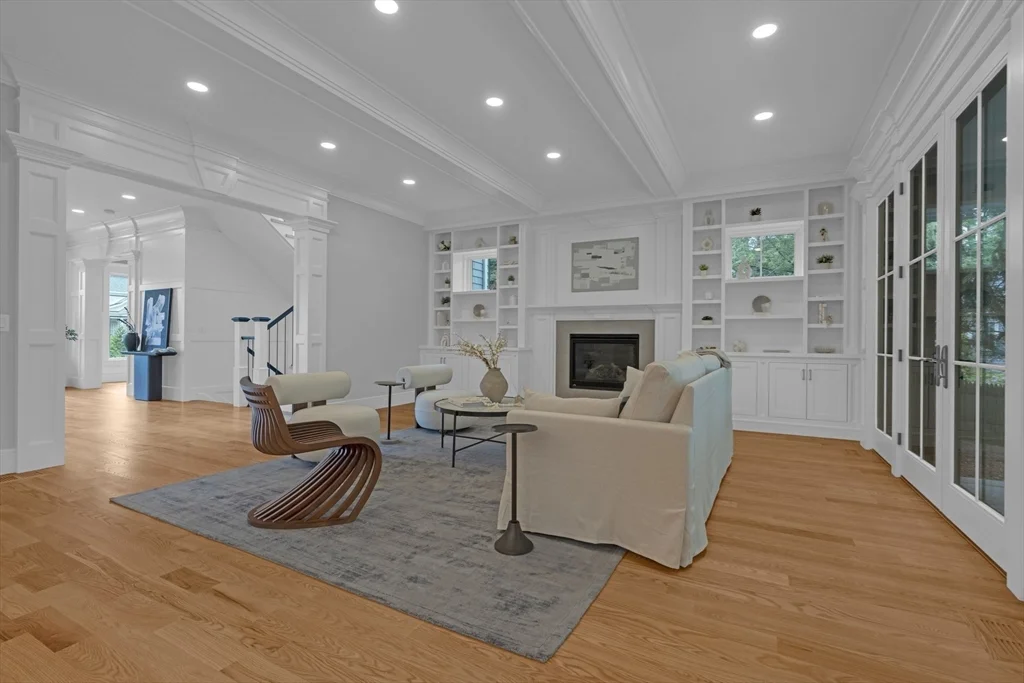 18 Sprague Rd, Wellesley Hills