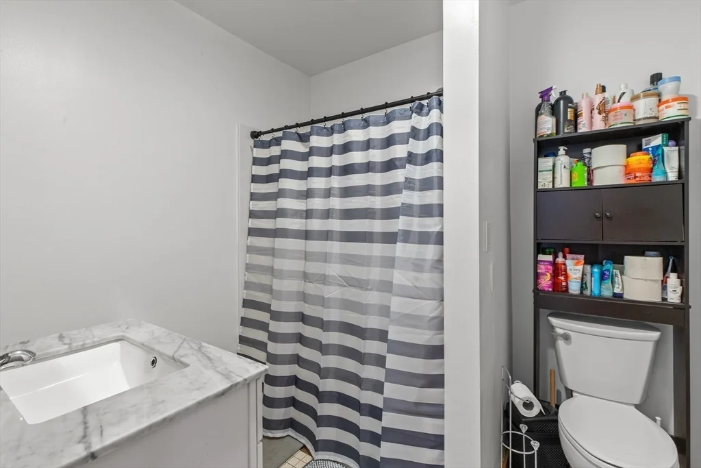 100-102 Main St, Gloucester