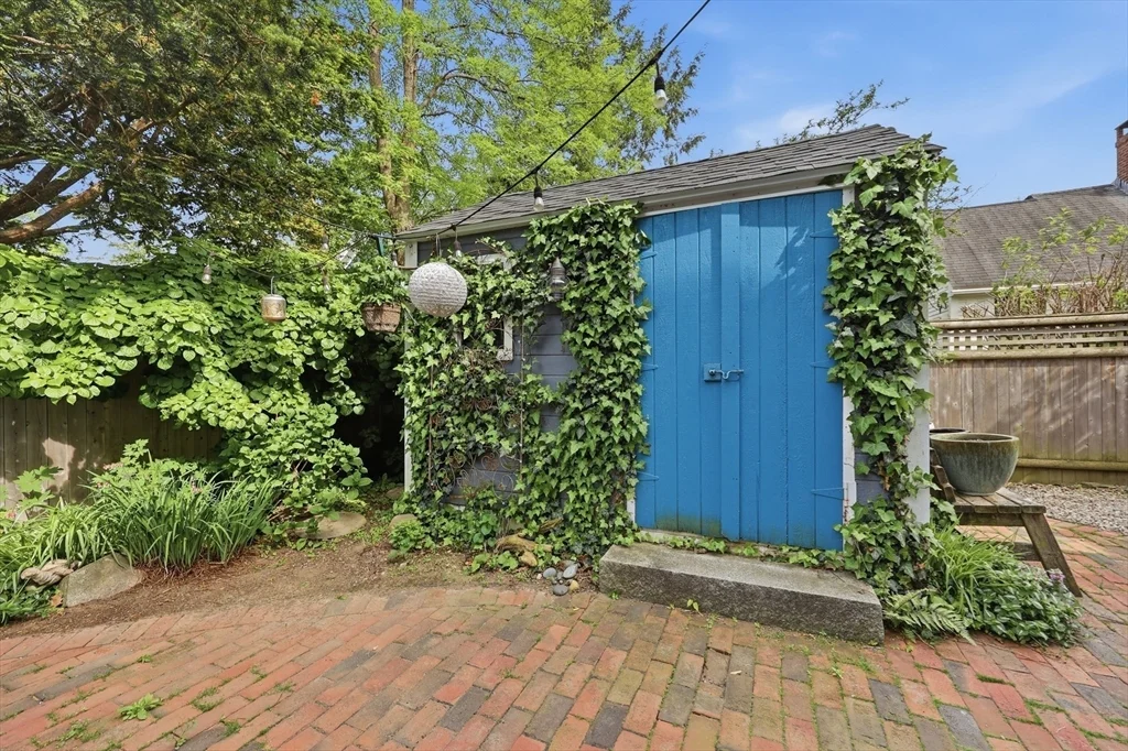 37 Marlboro St, Newburyport