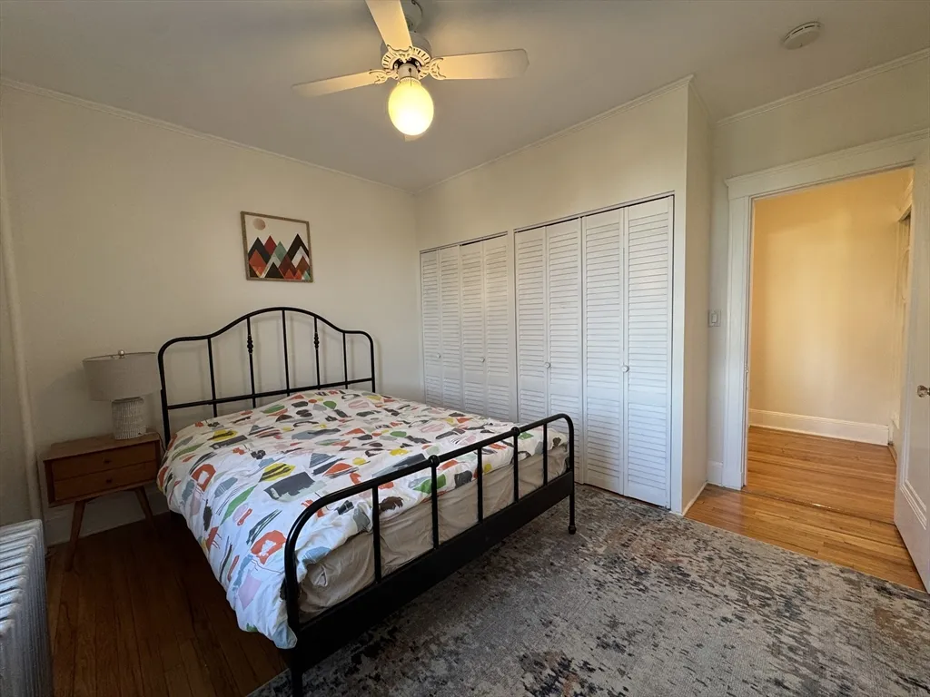 2035 Commonwealth Ave, Brighton