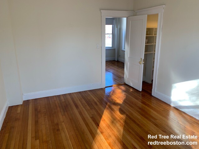 1163 Boylston St, Fenway