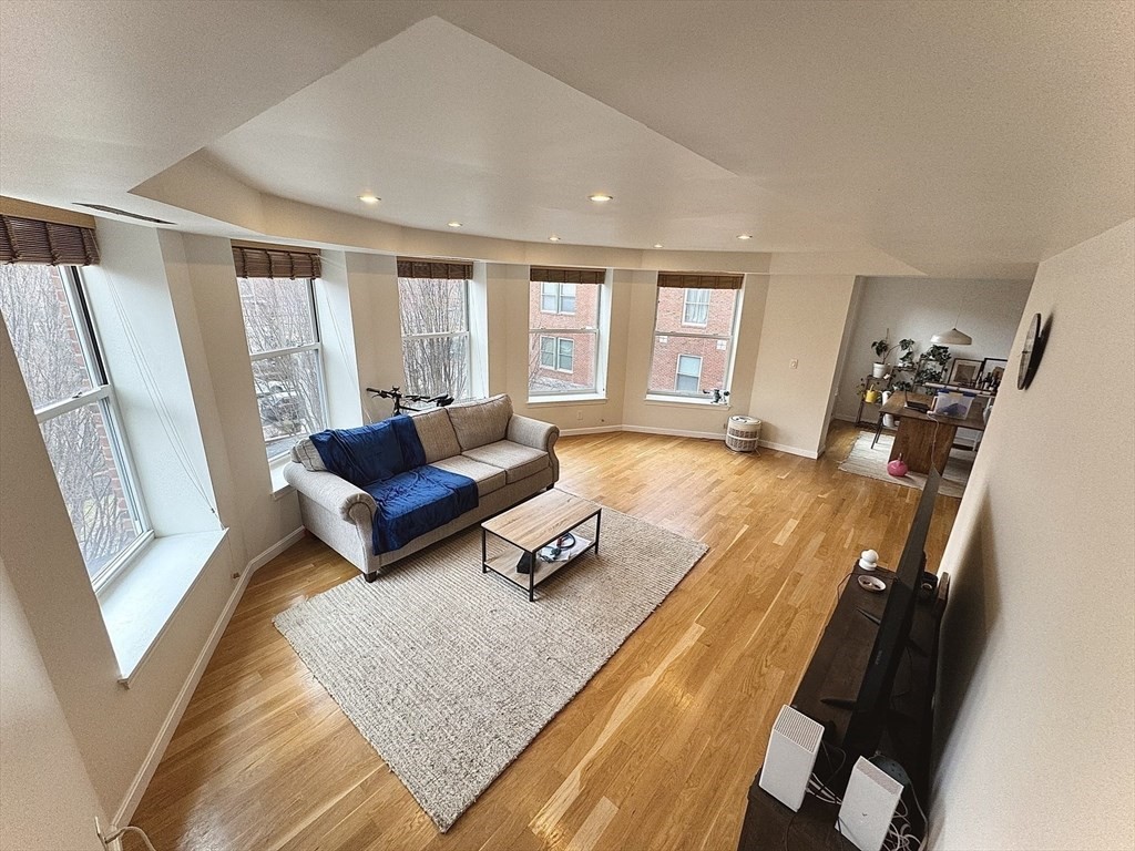 25 Marion St, Coolidge Corner