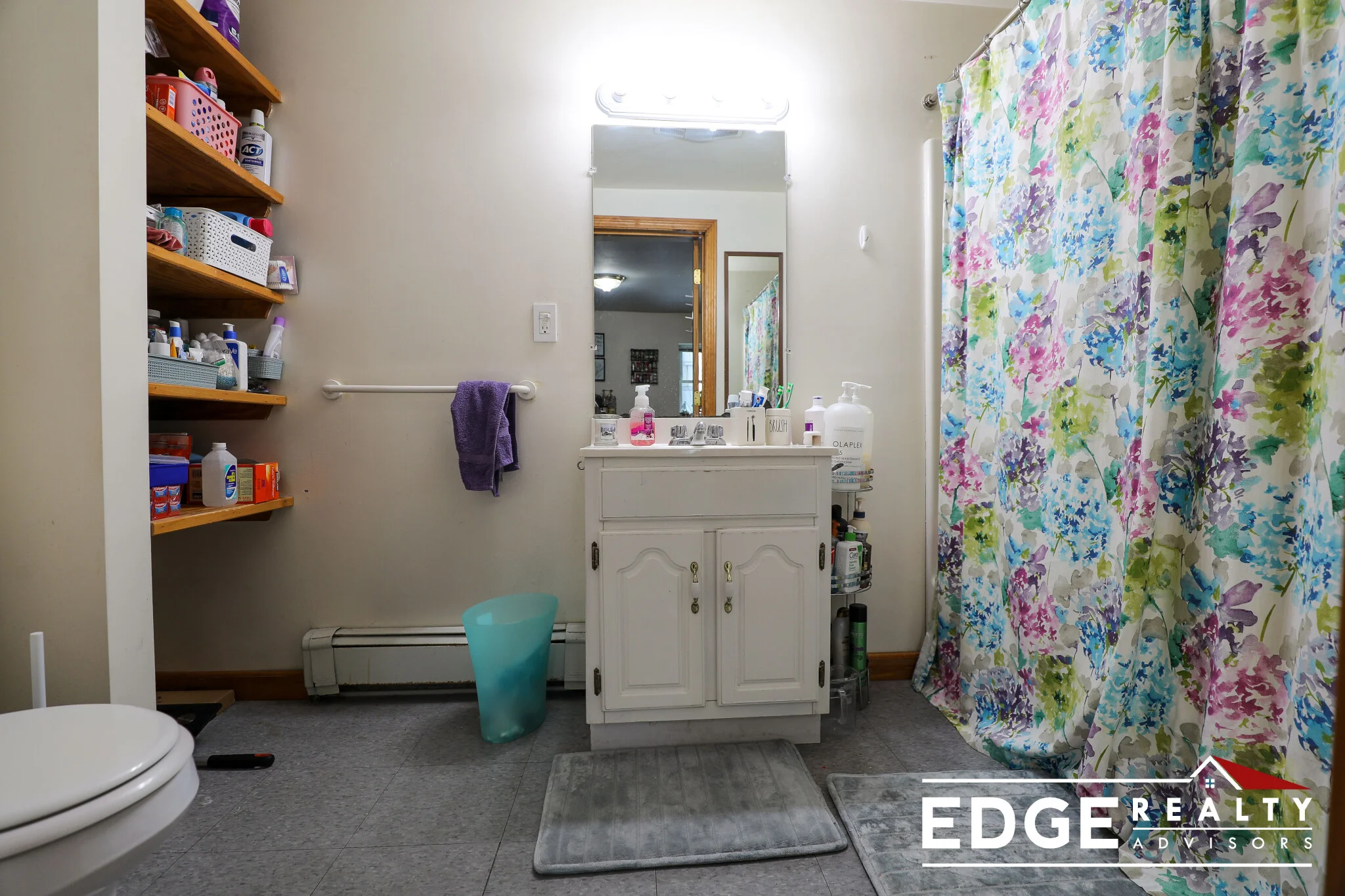 551 Washington St, Oak Square