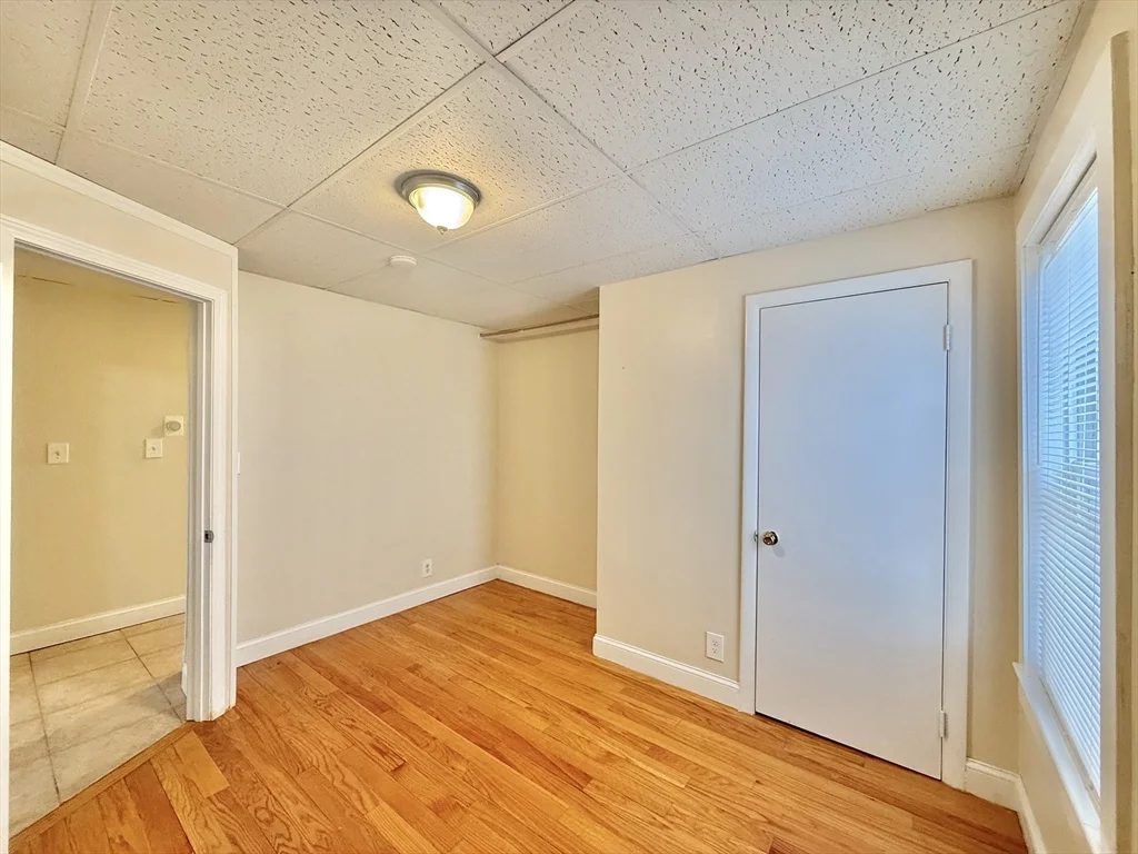 35 Highland Ave, Everett