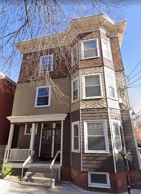 4 bed, 2 bath apartment for rent at 64 6th St Unit 3, East Cambridge — photo 1 of 10