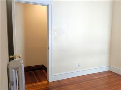 179 College Ave, Tufts