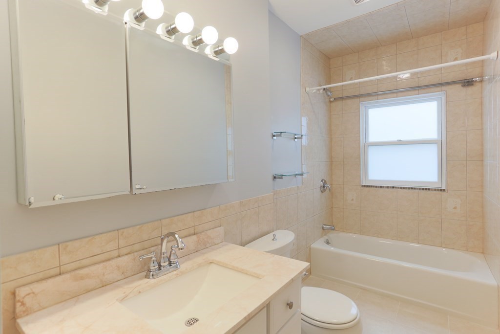 79 Jason St, Arlington