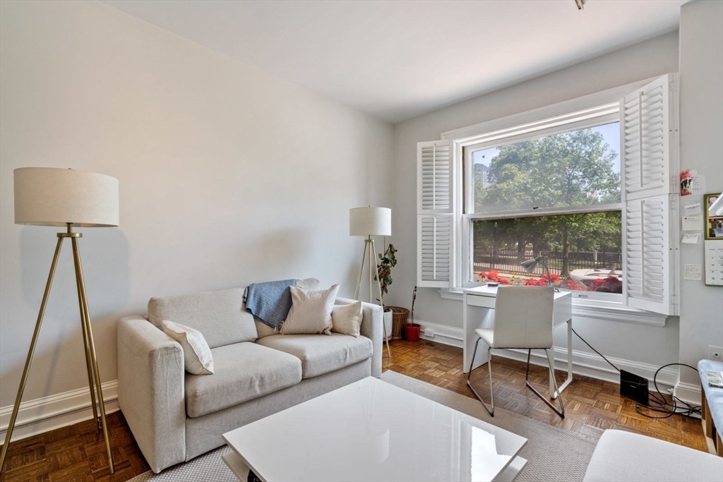 48 Beacon St, Beacon Hill