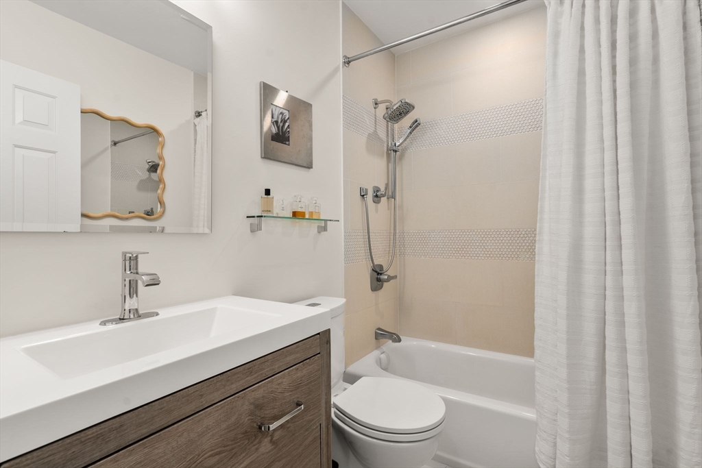 496 Columbus Ave, South End