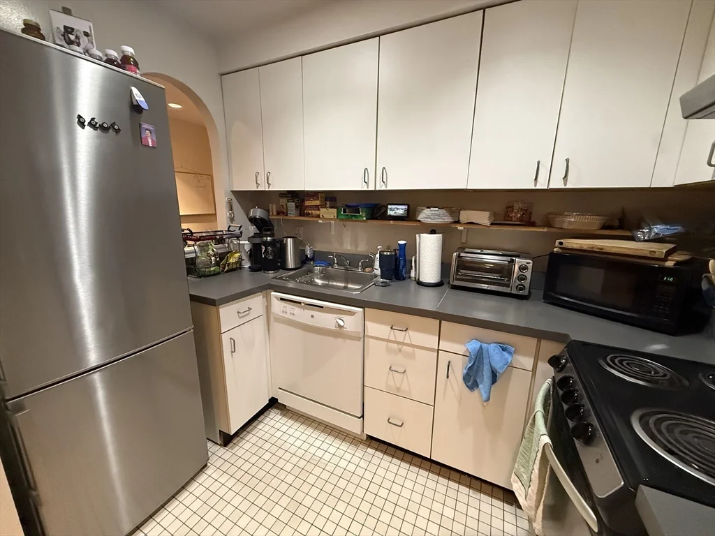 18-20 E Springfield St, South End