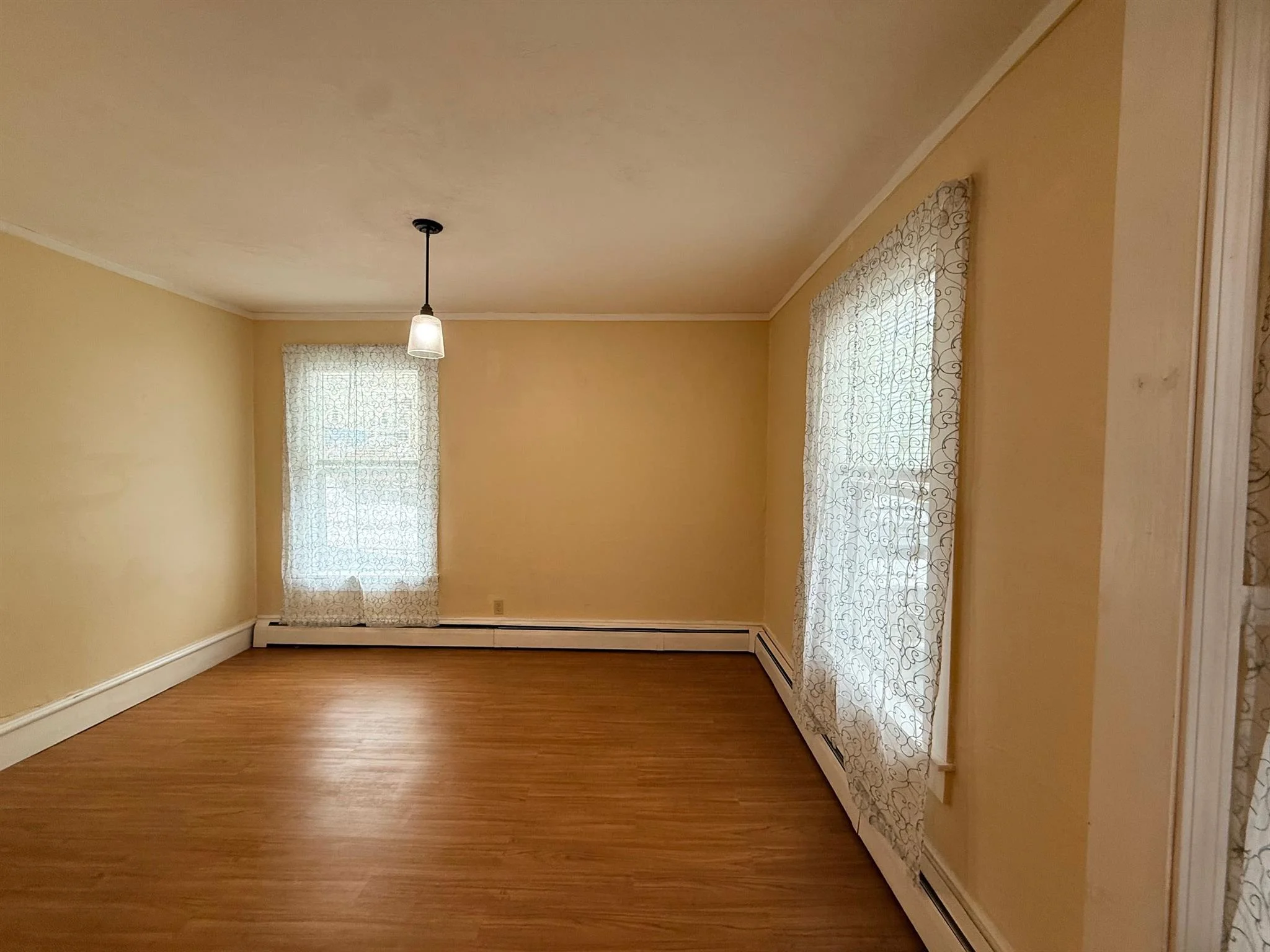 15 Laurel St, Ward Two