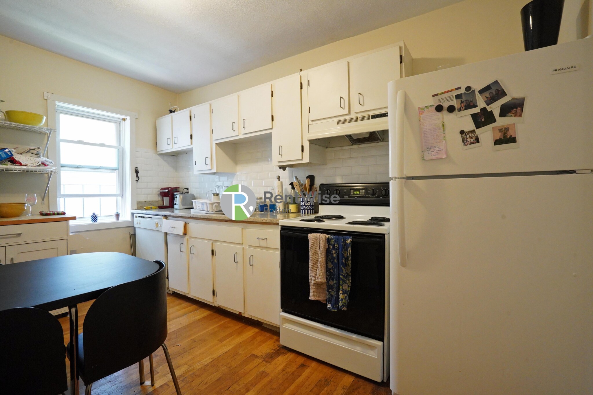 3 Schrepel Pl, South Boston