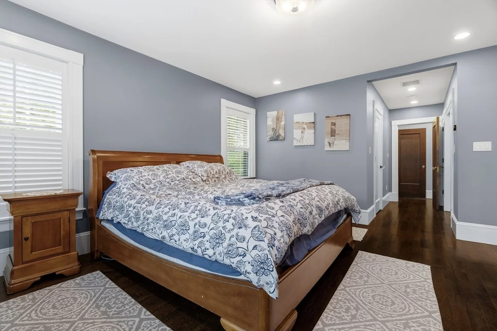 21 Clover St, Belmont