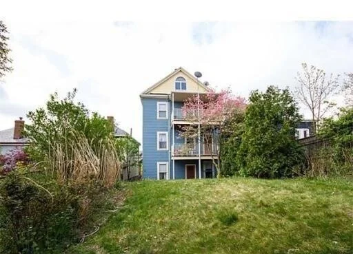 23 Evergreen, Jamaica Plain