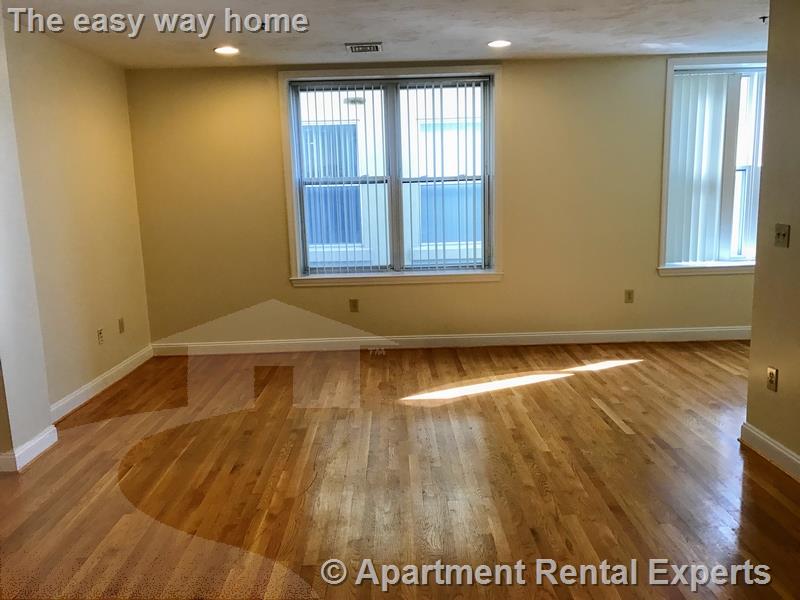 15 Pearl St, Central Square