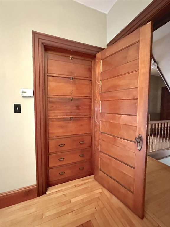 256 Maple St, Fall River