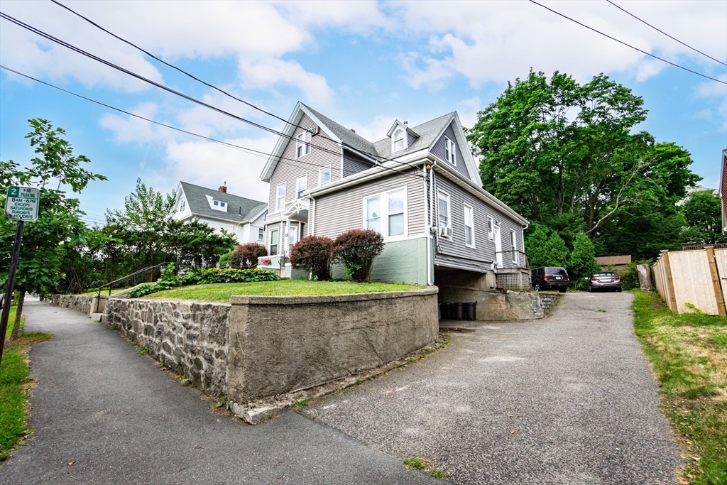 101 Central Ave, Newtonville