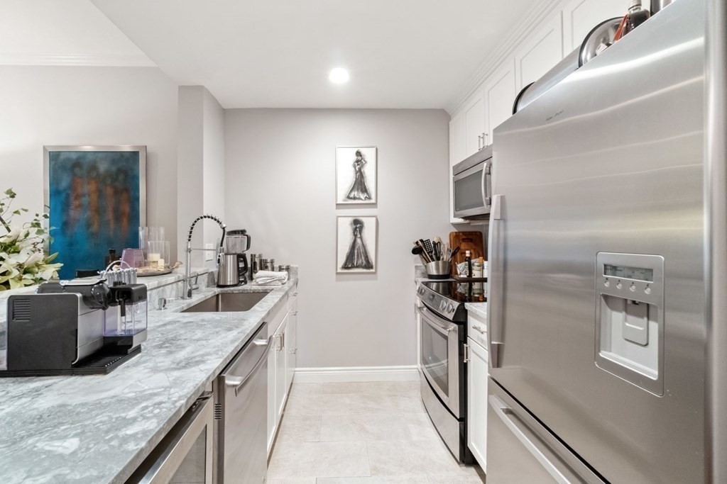 4 Charlesgate East, Back Bay